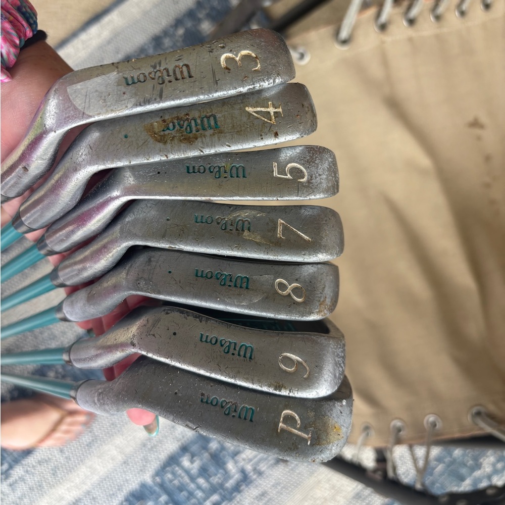 Wilson Women’s Right handed Graphite golf club set
